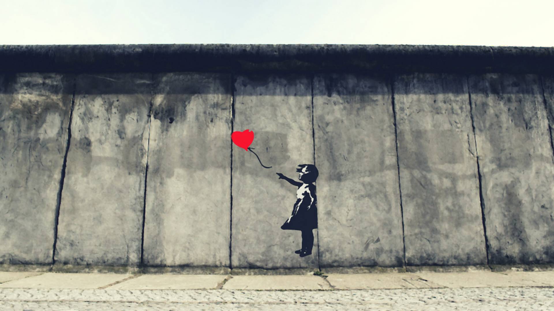 Banksy v Košiciach: Diela najznámejšieho street art umelca vystavujú v Kunsthalle