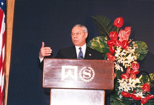 Zmarł były szef dyplomacji amerykańskiej Colin Powell