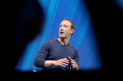 Facebook kontra antyszczepionkowcy. Firma Zuckerberga zapowiada zmiany w serwisie