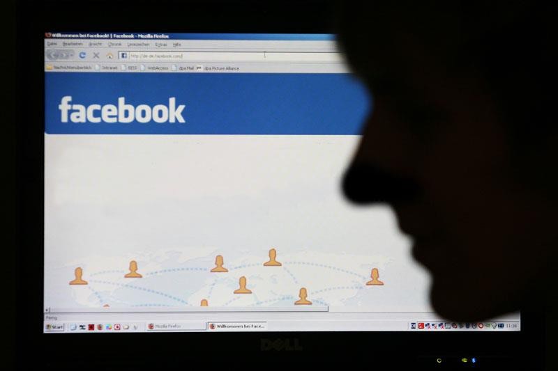 Google i Facebook przestaną wspierać strony podające nieprawdziwe ...
