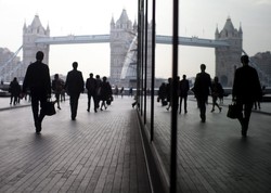 "The Guardian": Szejk Dubaju jest jednym z największych posiadaczy ziemskich w Wielkiej Brytanii