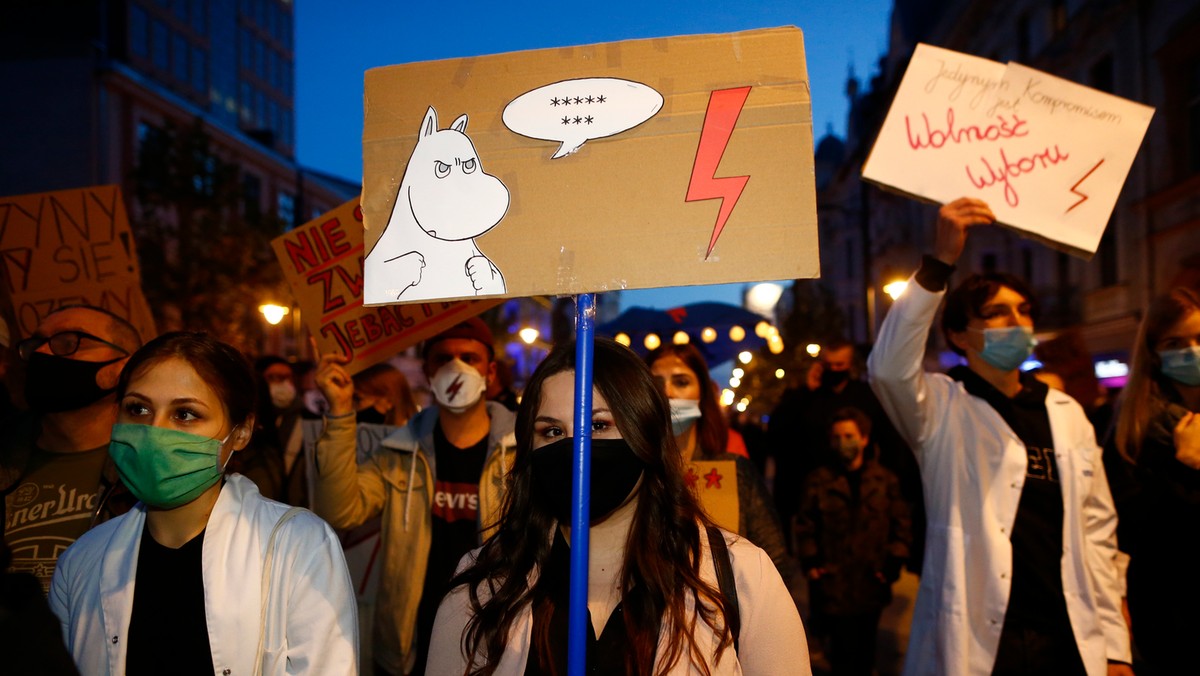 Protest przeciw wyrokowi Trybunału Konstytucyjnego w Łodzi