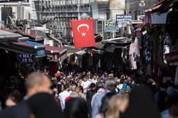 Turcja stanęła na skraju przepaści? Wysokie stopy procentowe zmroziły gospodarkę wartą 1,3 biliona dolarów