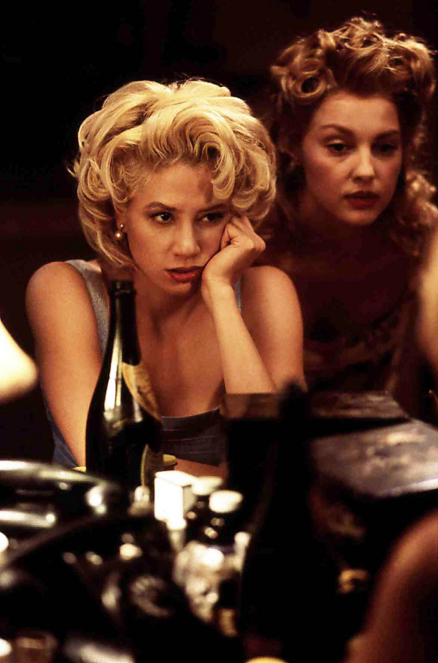 Ashley Judd jako Norma Jean i Mira Sorvino jako Marilyn w produkcji HBO "Norma Jean and Marilyn" (1996)