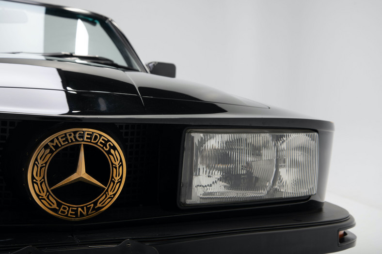 Mercedes 380 SL – aukcja