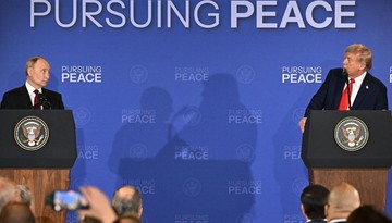 Putin na czerwonym dywanie u Trumpa. Amerykanie oferują Rosji coraz więcej"