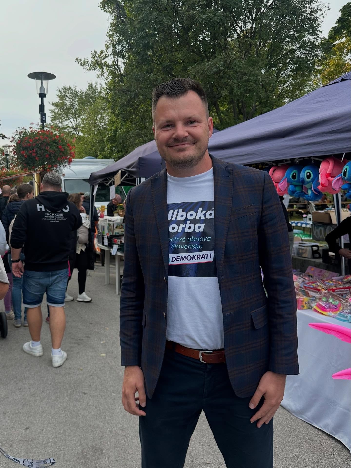 Člen strany Demokrati Michal Pavlík.