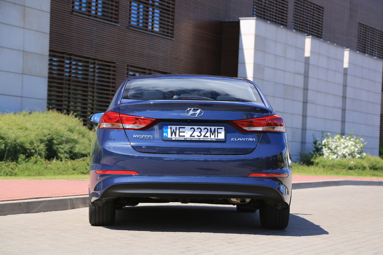 Hyundai Elantra 1.6 MPI