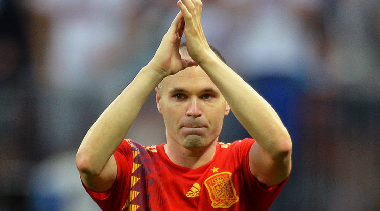 Andrés Iniesta visszavonul a válogatottságtól /Fotó: MTI/EPA/ Peter Powell