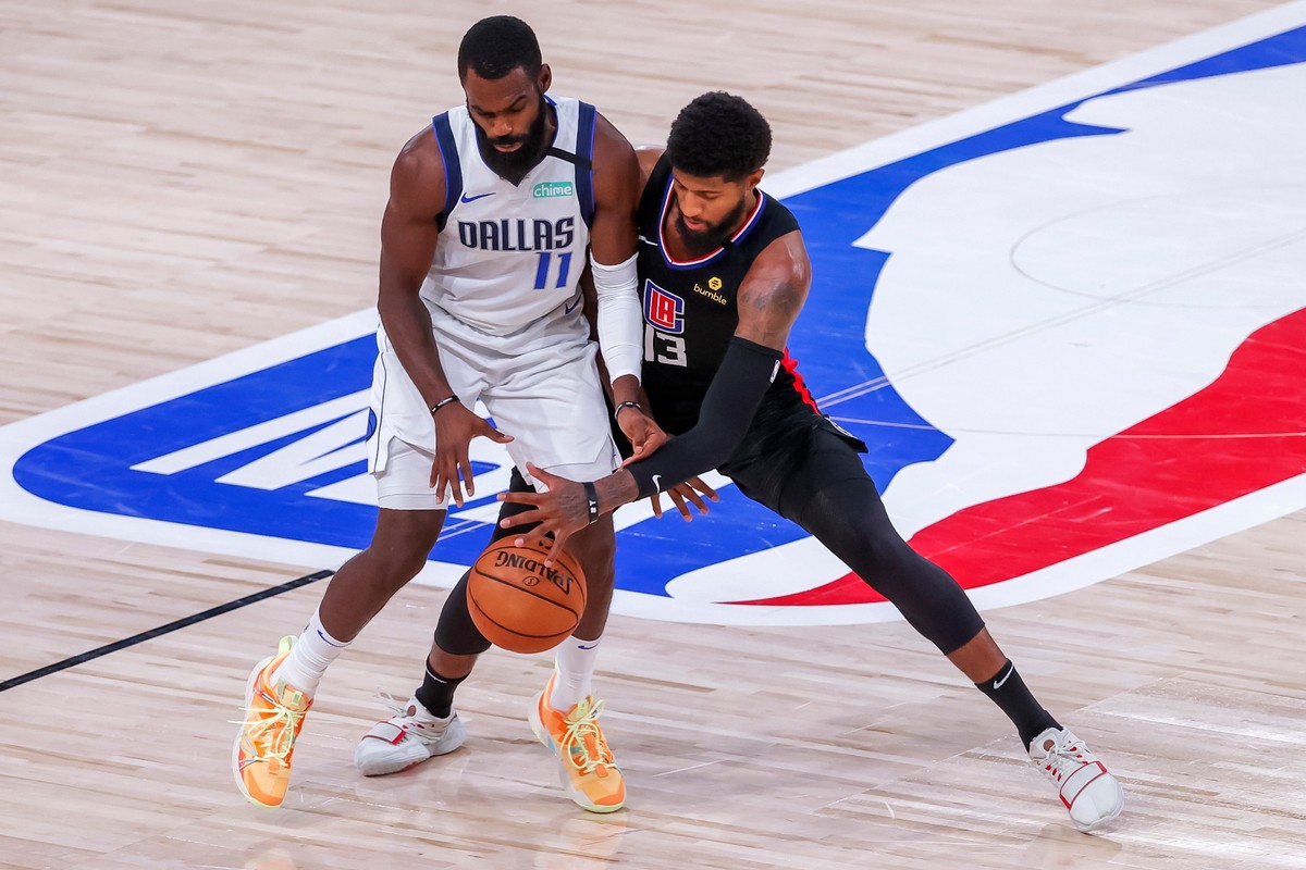 Koszykarze Los Angeles Clippers awansowali do drugiej rundy fazy play off ligi NBA. W niedzielę pokonali Dallas Mavericks.