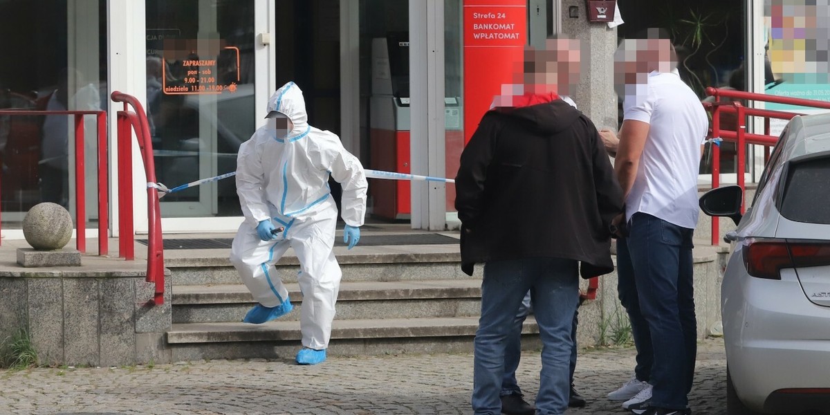 Szokujące doniesienia z Wrocławia! Nieoficjalne ustalenia: "Napadł na bank i uciekł motocyklem".