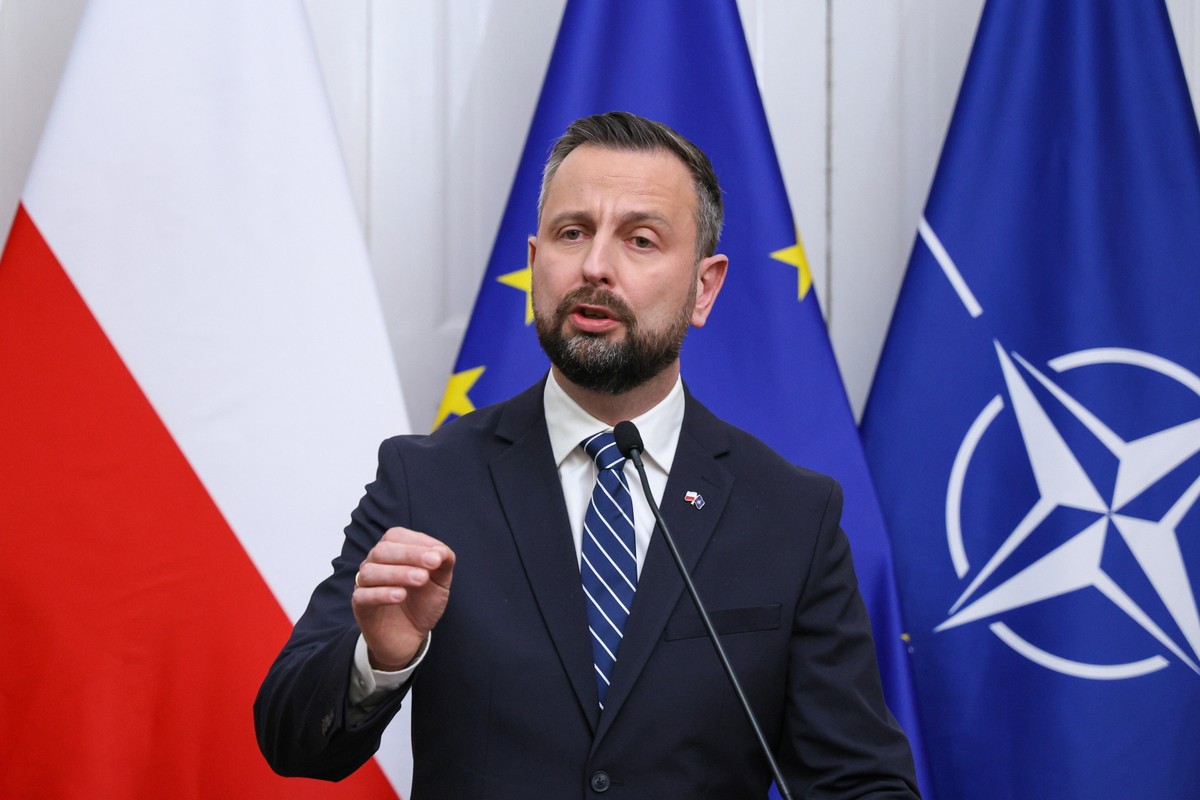 Wicepremier, minister obrony narodowej RP Władysław Kosiniak-Kamysz podczas wspólnej konferencji prasowej z ministrem obrony Niemiec Borisem Pistoriusem po spotkaniu w Ośrodku Reprezentacyjnym Ministerstwa Obrony Narodowej w Nowej Wsi