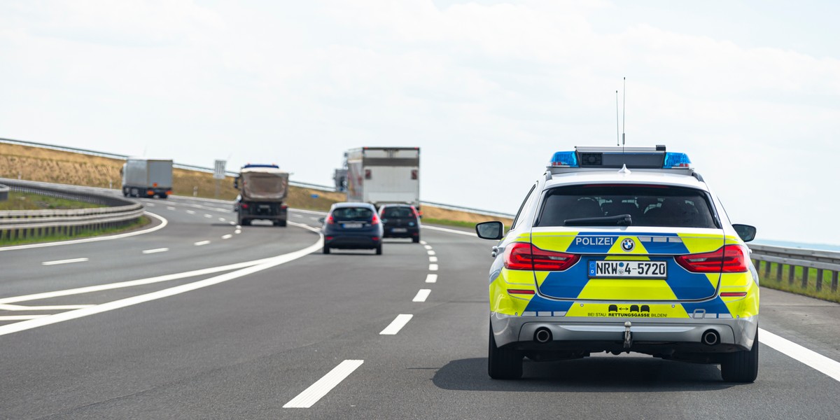  Parkowanie na chodnikach i ścieżkach rowerowych w Niemczech kosztuje od wtorku do 110 euro