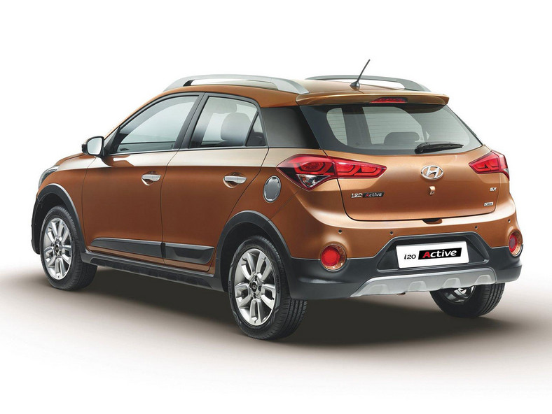 Hyundai i20 Active z Indii