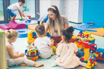 Opiekunowie w żłobkach z nagrodami pieniężnymi, ale bez medali