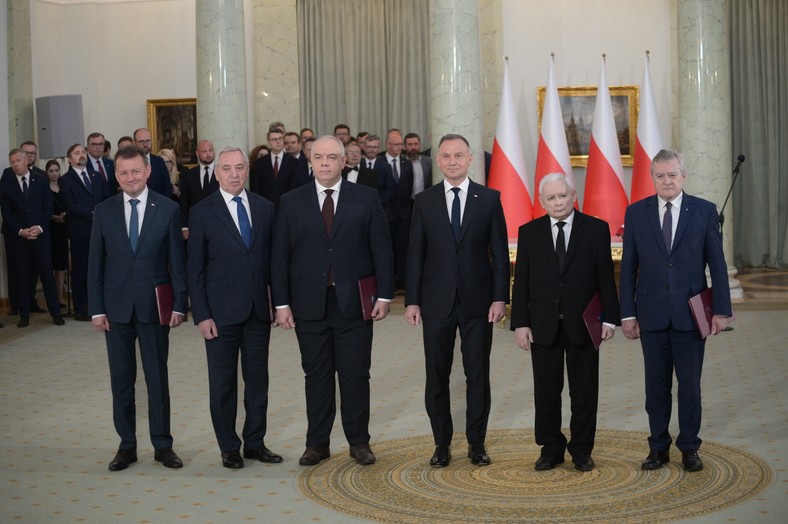 Mariusz Błaszczak, Henryk Kowalczyk, Jacek Sasin, Andrzej Duda, Jarosław Kaczyński, Piotr Gliński