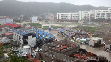 Chiny: 13 ofiar śmiertelnych tajfunu Lekima. Ewakuowano milion osób