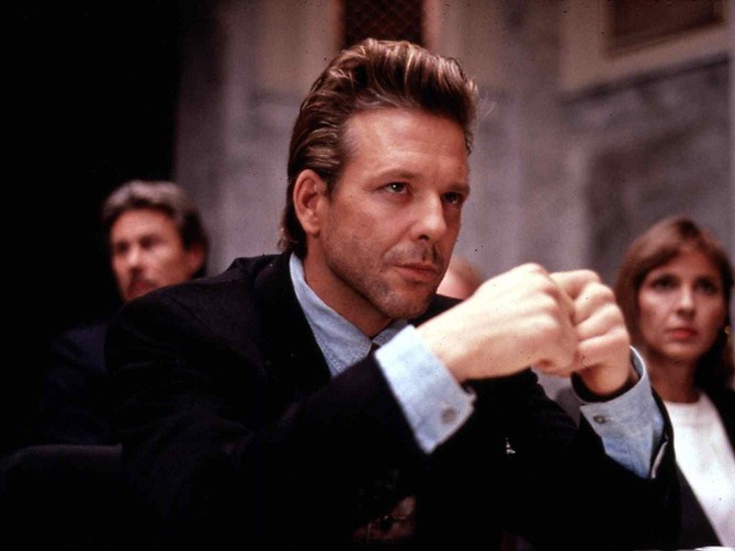 Miki Rurki u filmu "Desperate Hours" 1990. godine