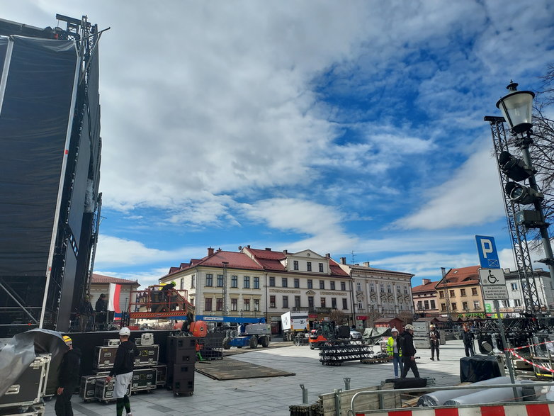 Rynek w Wadowicach na dwa dni przed papieskim koncertem (Autorka zdjęcia: Monika Waluś/Onet)