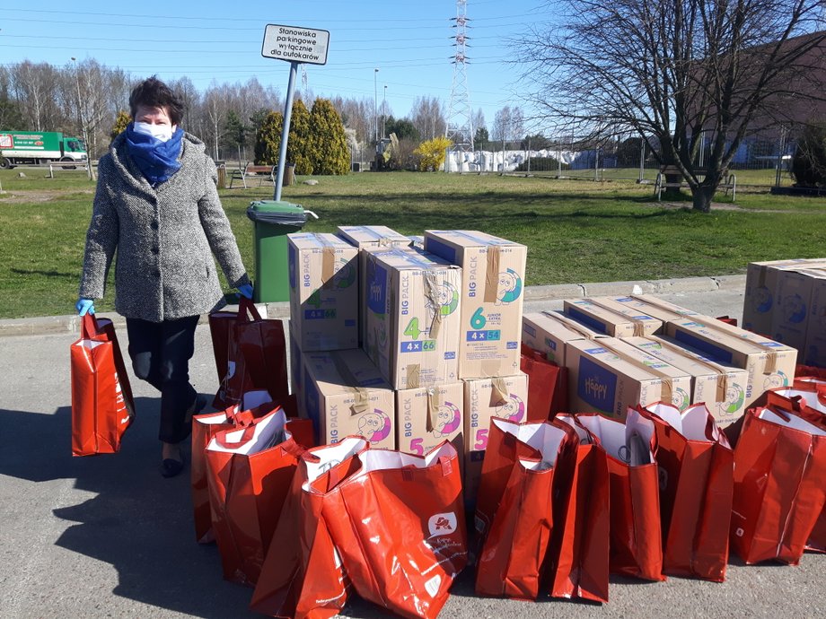 Pandemia mocno skomplikowała program Pajacyk, który czasowo przybrał formę paczek dostarczanych najbardziej potrzebującym.