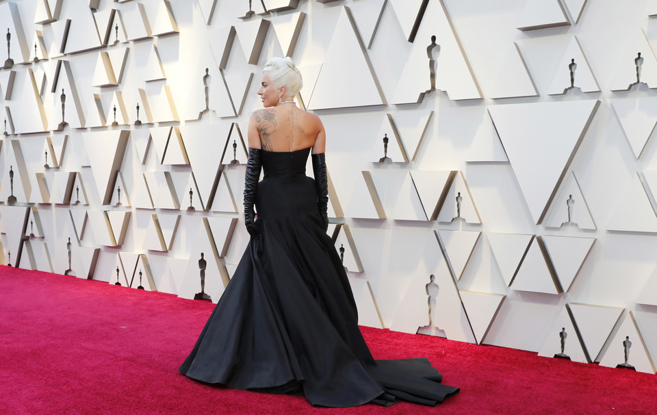 Oscary 2019: Lady Gaga na czerwonym dywanie