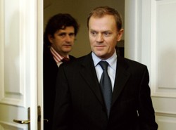 Tusk: Palikot to kłopotliwa postać