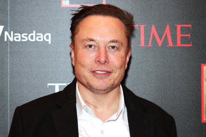 Elon Musk w 2021 r. przekazał na cele charytatywne akcje o wartości 5,7 mld dol.