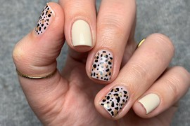 Evo kako da OSUŠITE LAK na noktima u rekordnom roku: Pet TRIKOVA koji uvek pale