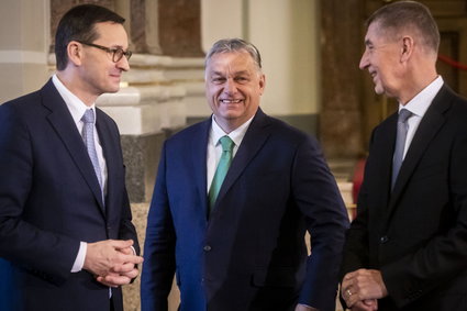 Orban zamraża oprocentowanie kredytów. Walczy o kolejną kadencję
