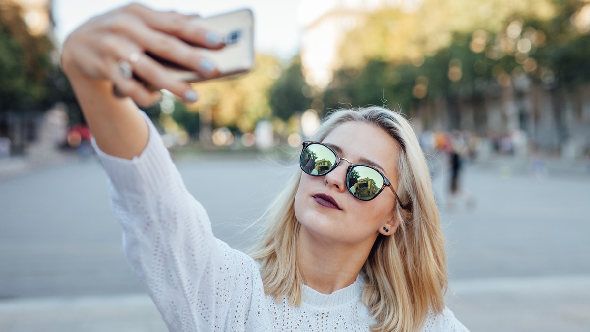 Jak zrobić dobre selfie