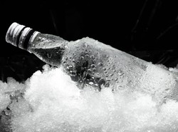 Batalia o butelkę Żubrówki wciąż nierozstrzygnięta