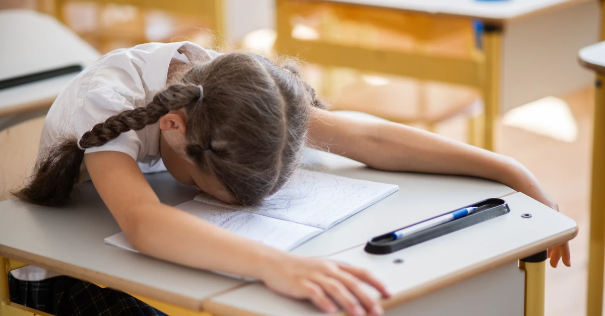 Ocena niedostateczna za brak podręcznika? Wyjaśniamy, czy to zgodne z przepisami