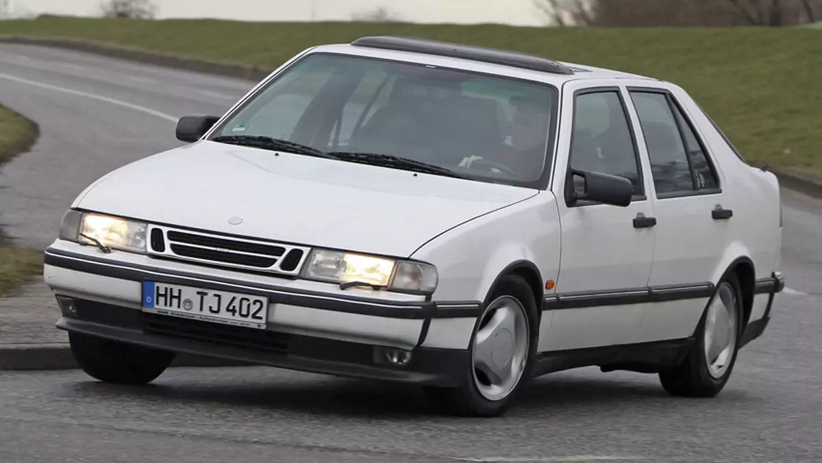 Z archiwum Auto Świata - Saab 9000 2.0 Turbo: auto z lotniczymi korzeniami