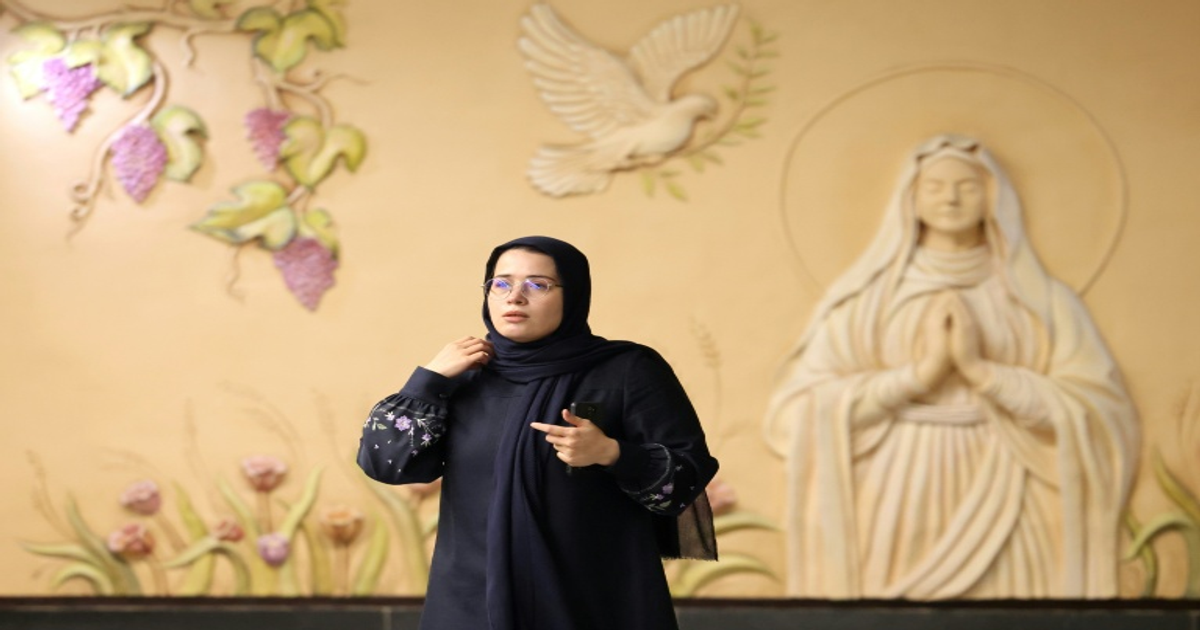 Téhéran dévoile une station de métro-église pour la Vierge Marie