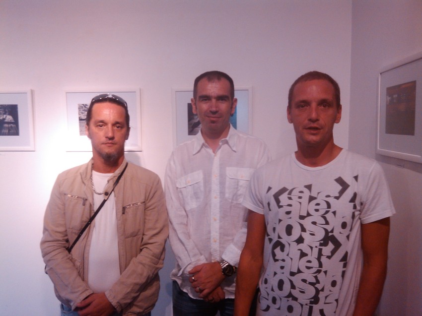 Autori izložbe, Srđan Sladaković (levo), Nenad Vilimanović (sredina) i Mlađan Sladaković (desno)