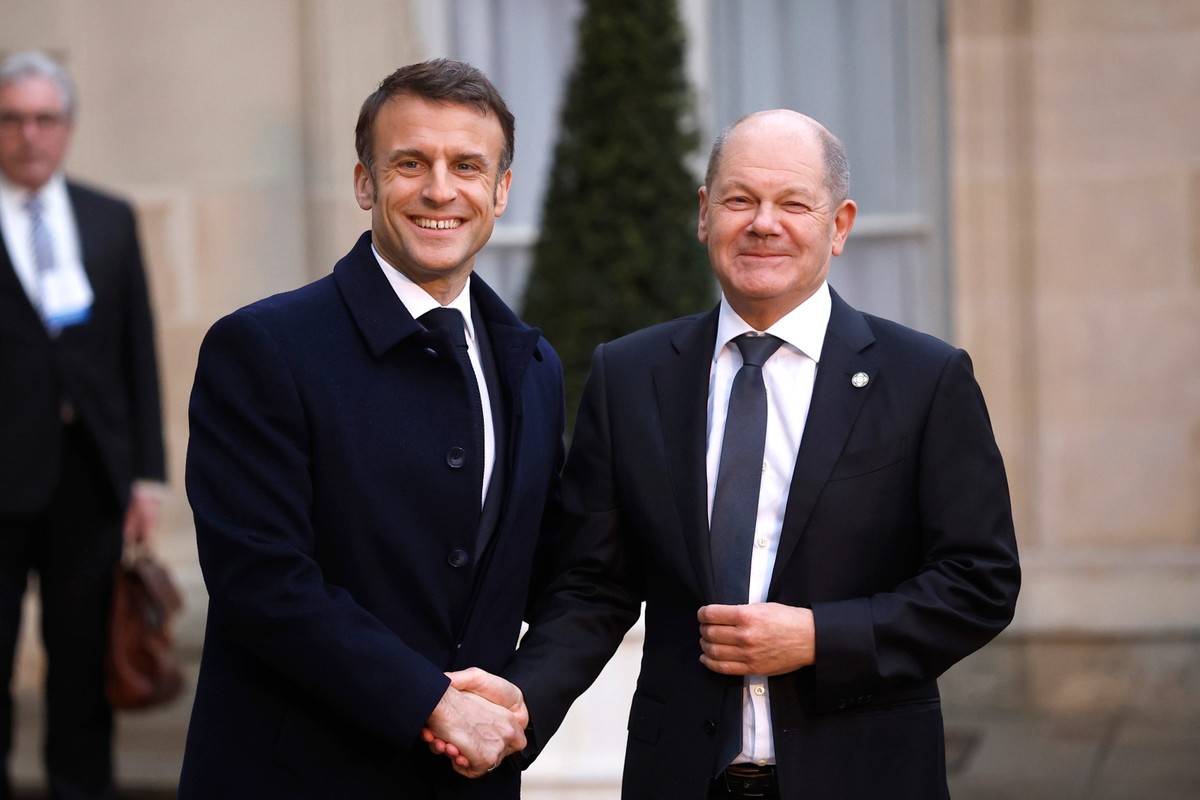 Emmanuel Macron, Olaf Scholz