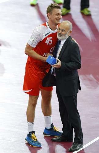 Zegarmistrz Szyba nowym bohaterem narodowym Polaków