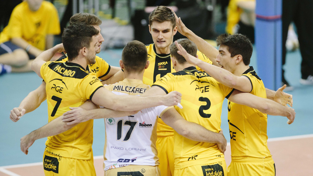 PGE Skra Bełchatów i mistrzowie Polski Asseco Resovia Rzeszów zmierzą się w trzeciej kolejce Ligi Mistrzów siatkarzy z belgijskimi rywalami. Zagrają, odpowiednio, we wtorek z Knack Roeselare i w środę z Volley ASSE-Lennik. Lotos Trefl Gdańsk poleci do Ljubljany.