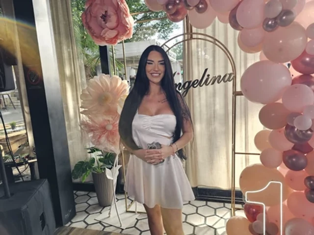 "NIJE LAKO NAĆI MUŠKARCA KOJI ĆE RAZUMETI MOJU PROŠLOST!" Evo zbog čega Aleksandra Nikolić nema dečka