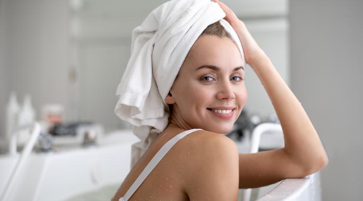 Ezért nem érdemes a fürdőkádban hajat mosnod Fotó: Getty Images