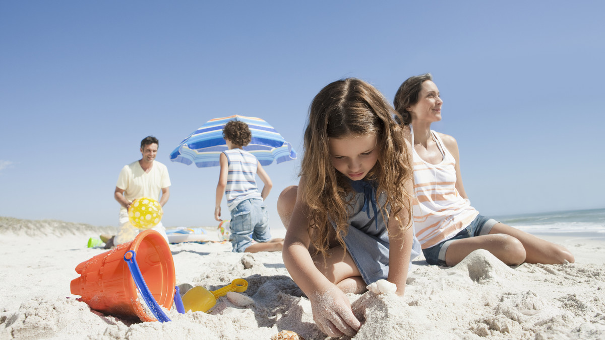 Co zabrać na wakacje z dzieckiem: nam morze, w góry? Lista niezbędnych rzeczy