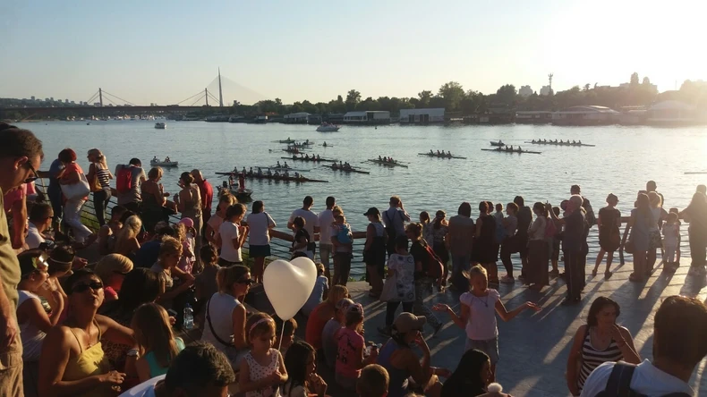 Kajakaši na Karnevalu brodova