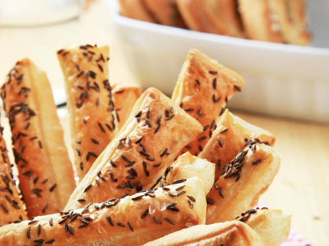 33001_stapici-stock-photo-snacks-34012159a