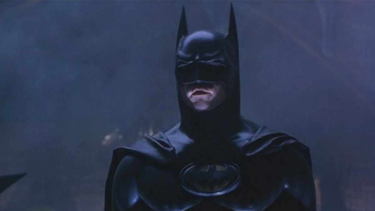 Val Kilmer był lepszym Batmanem niż Christian Bale, Michael Keaton i George Clooney. Tak przynajmniej twierdzi Joel Schumacher, reżyser filmu "Batman Forever".