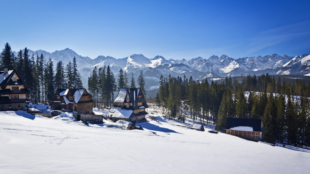 Tatry.  Praca jest, pracowników nie ma,. Co z nartami na Podhalu?