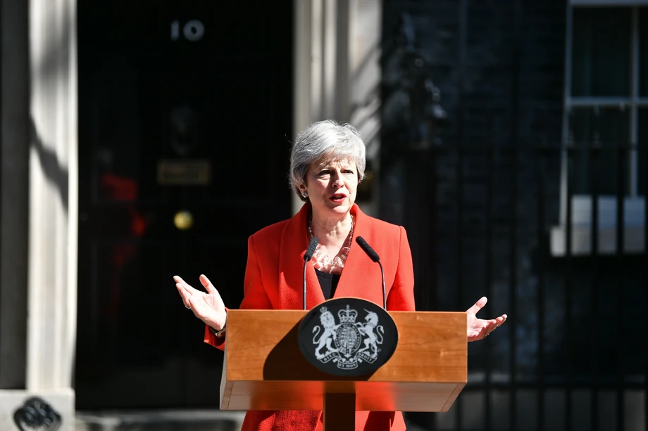 Theresa May podała się do dymisji. Co dalej z brexitem?