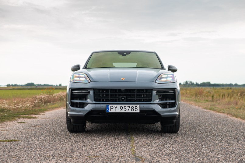 Porsche Cayenne Turbo E-Hybrid Coupe z pakietem GT