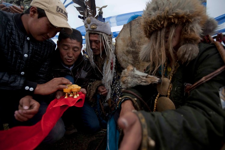 Szamani z Mongolii