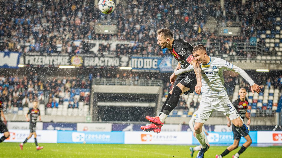 Październikowe derby Rzeszowa w I lidze