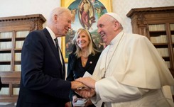 Biden: Usłyszałem od papieża, że powinienem przyjmować komunię. W tle sprawa aborcji